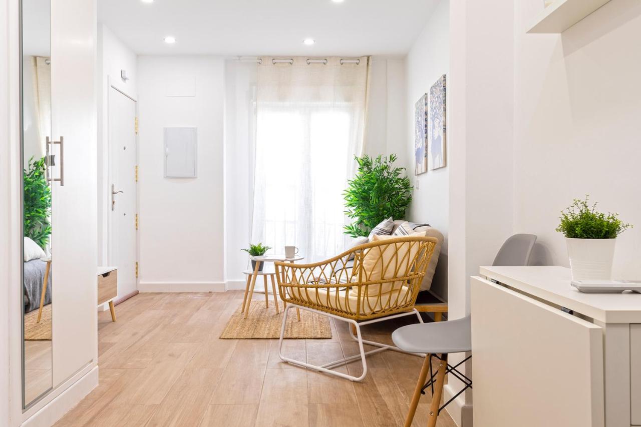 Malgi Apartment - Malaga City Centre Dış mekan fotoğraf